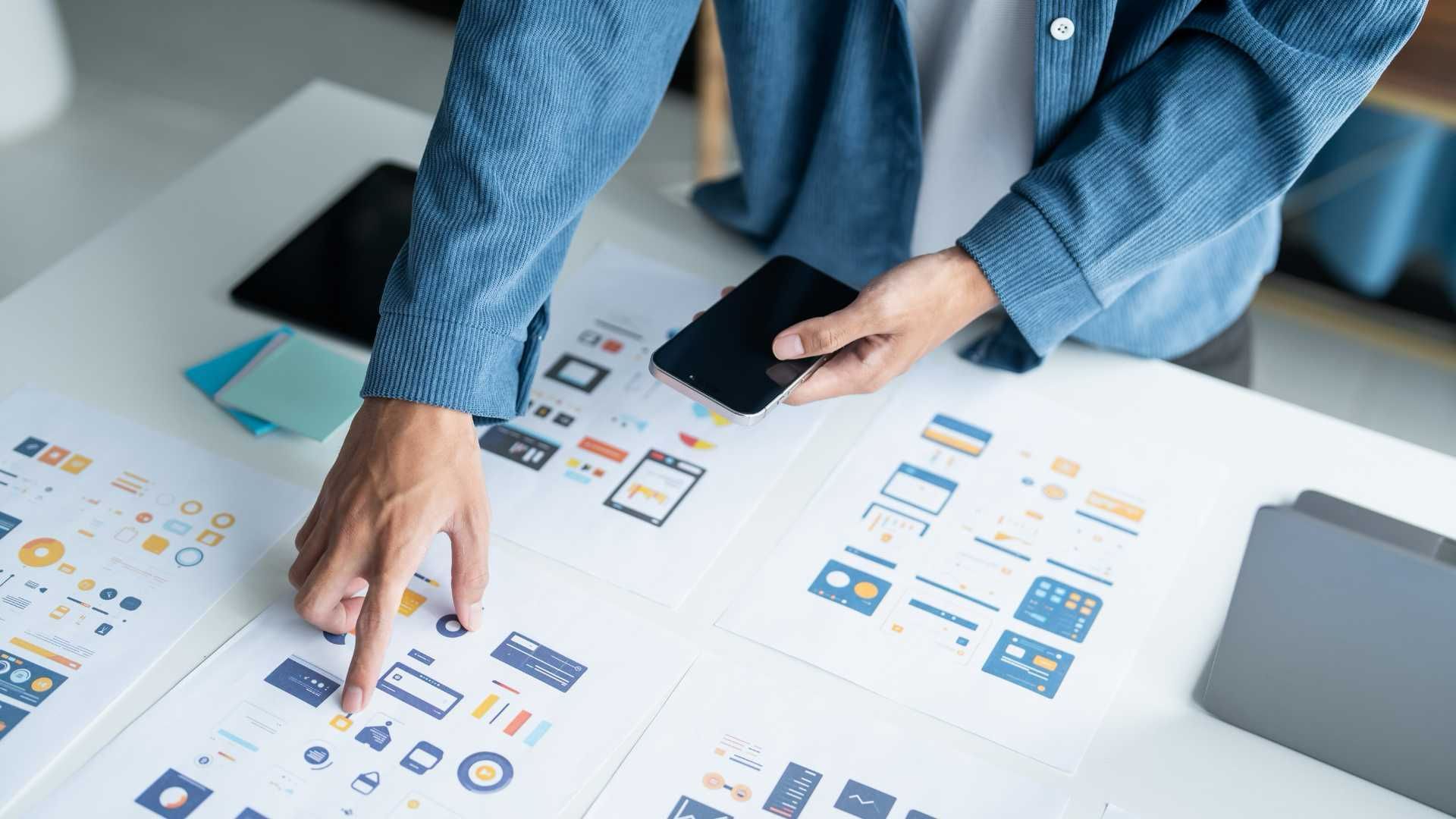 Tehnoloģiju pratība digitālo pakalpojumu veidošanā